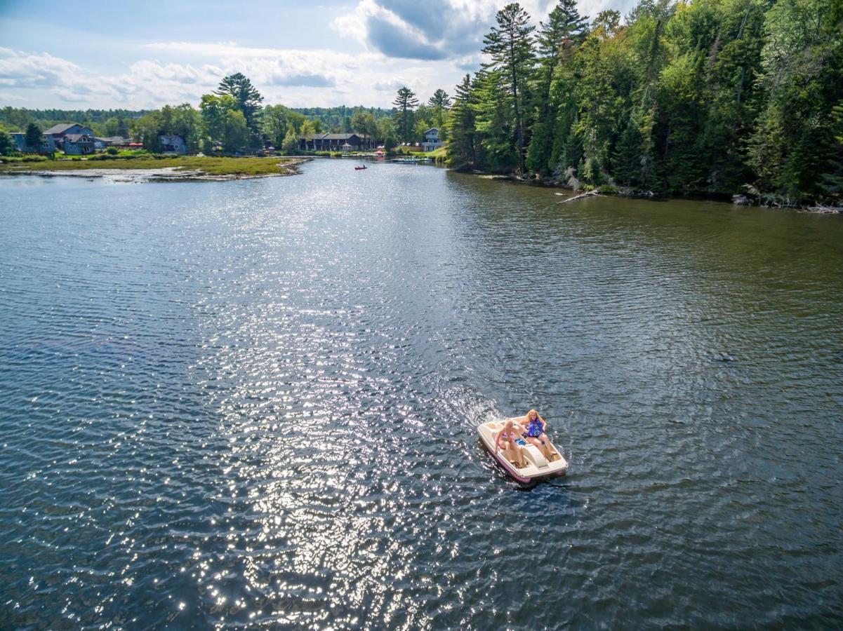 Wildwood On The Lake Лейк Плесид Екстериор снимка